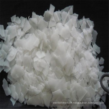 Copos de soda cáustica translúcida blanca en bolsa de 25kg para detergente sintético